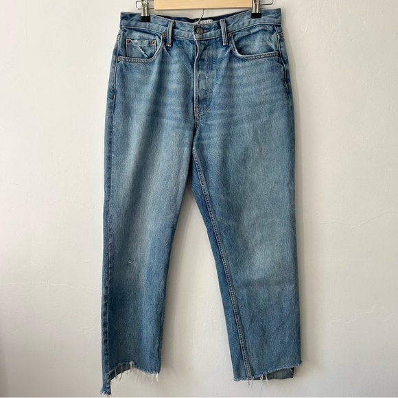 GRLFRND Helena Step Hem High Rise Straight Jean Size 28 - Picture 2 of 9